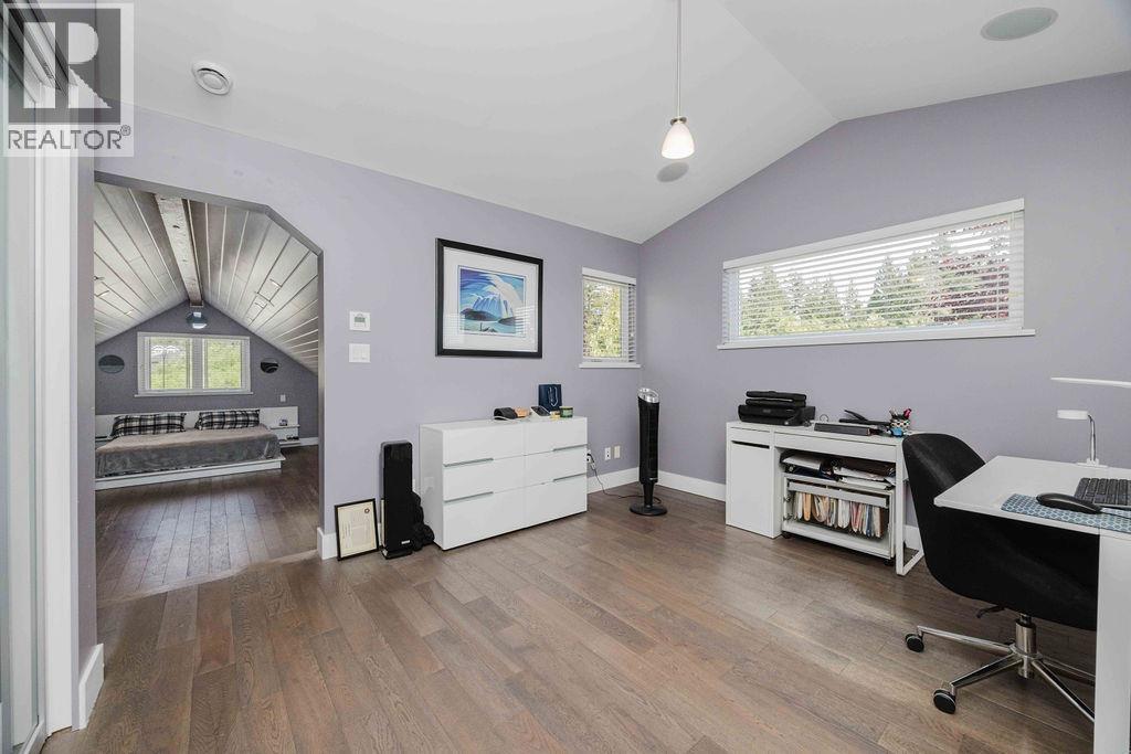 1032 Woodsworth Road, Gibsons, British Columbia  V0N 1V7 - Photo 22 - R3140372