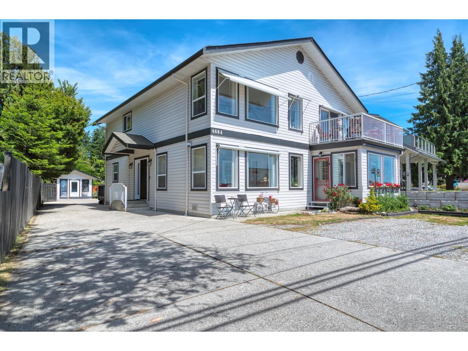 4664 SUNSHINE COAST HIGHWAY