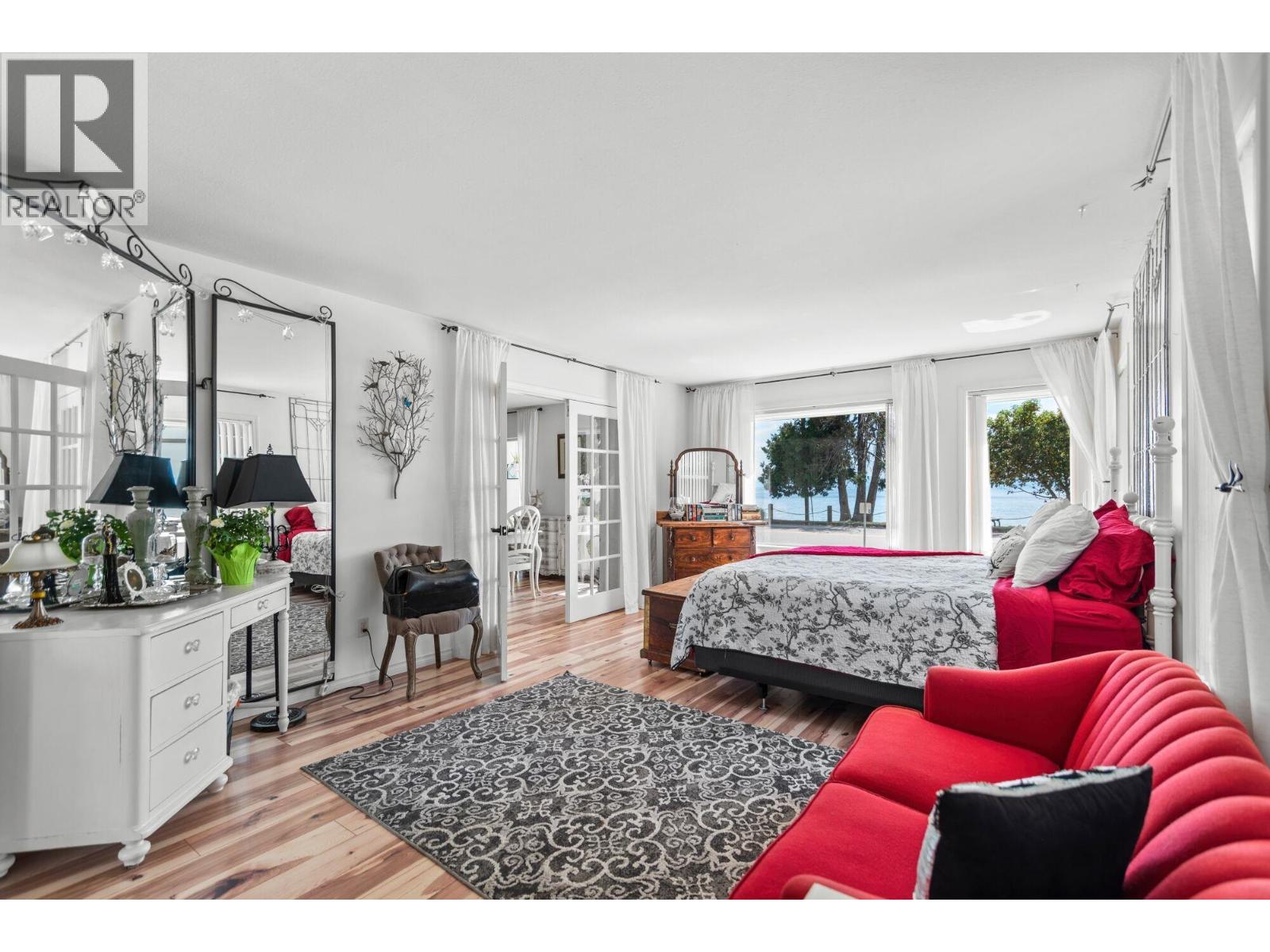 4664 Sunshine Coast Highway, Sechelt, British Columbia  V7Z 0E5 - Photo 16 - R3140408