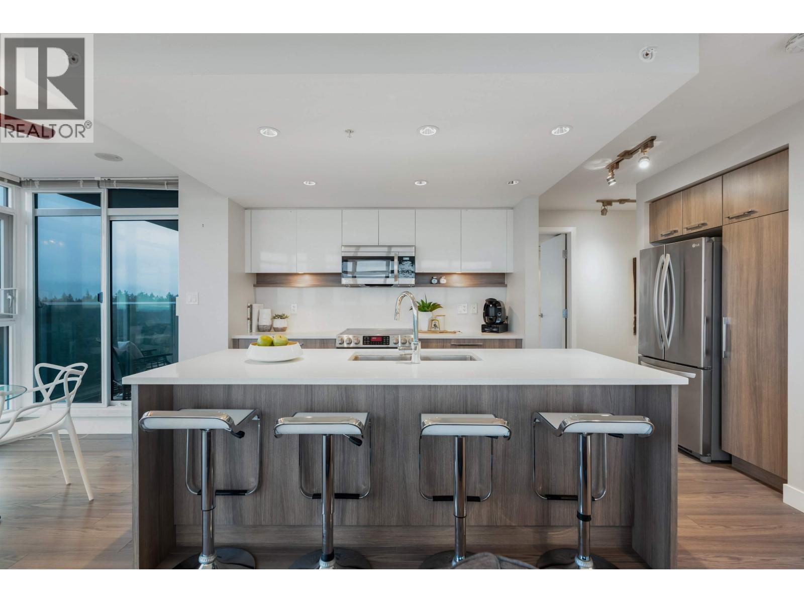 1802 958 RIDGEWAY AVENUE - Photo 14