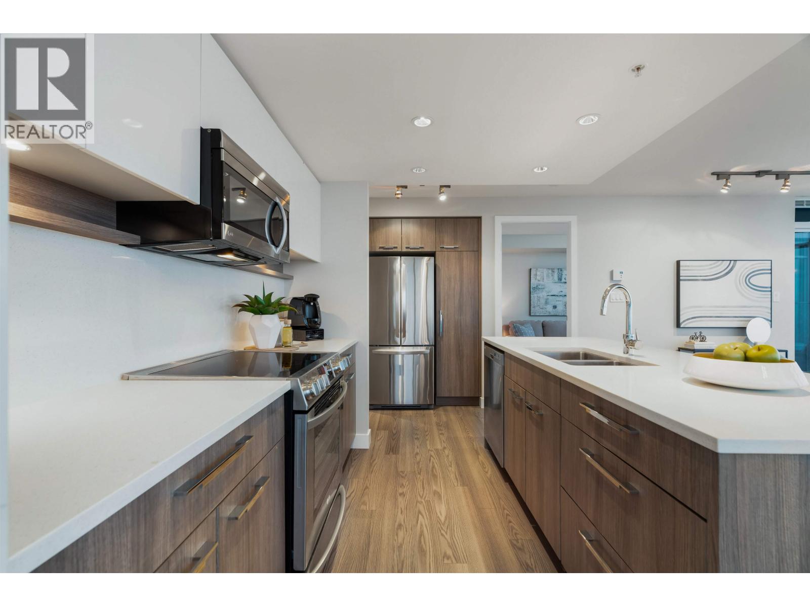 1802 958 RIDGEWAY AVENUE - Photo 17