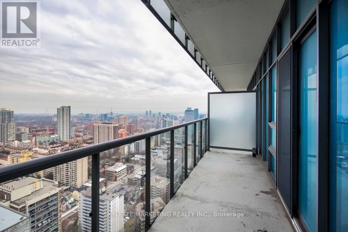 3702 - 33 Charles Street E, Toronto, Ontario  M4Y 0A2 - Photo 12 - C13495478