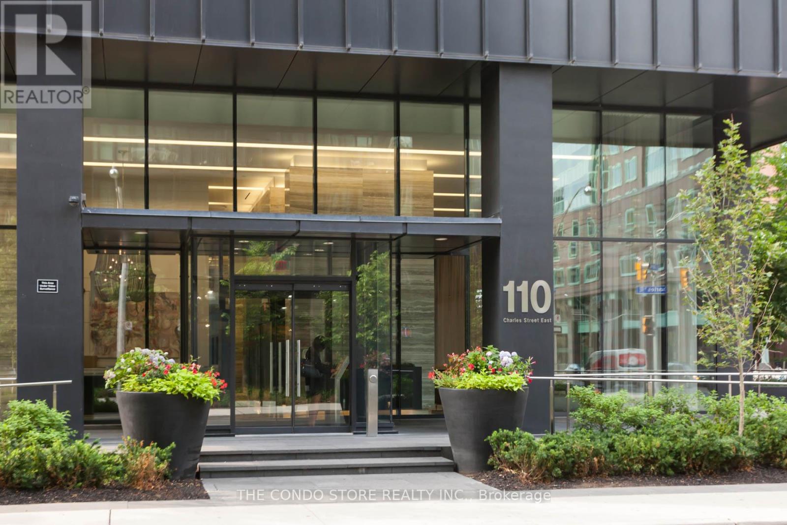 1907 - 110 CHARLES STREET E, Toronto, Ontario