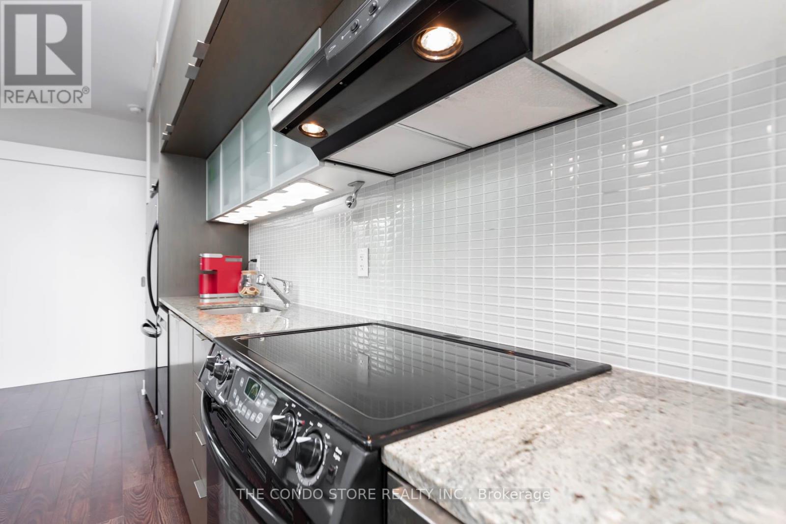 1907 - 110 Charles Street E, Toronto, Ontario  M4Y 1T5 - Photo 12 - C13495588