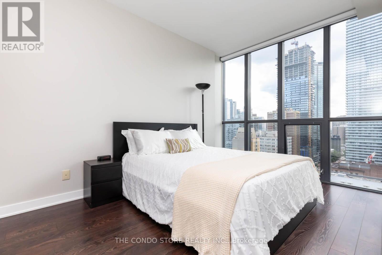 1907 - 110 Charles Street E, Toronto, Ontario  M4Y 1T5 - Photo 14 - C13495588