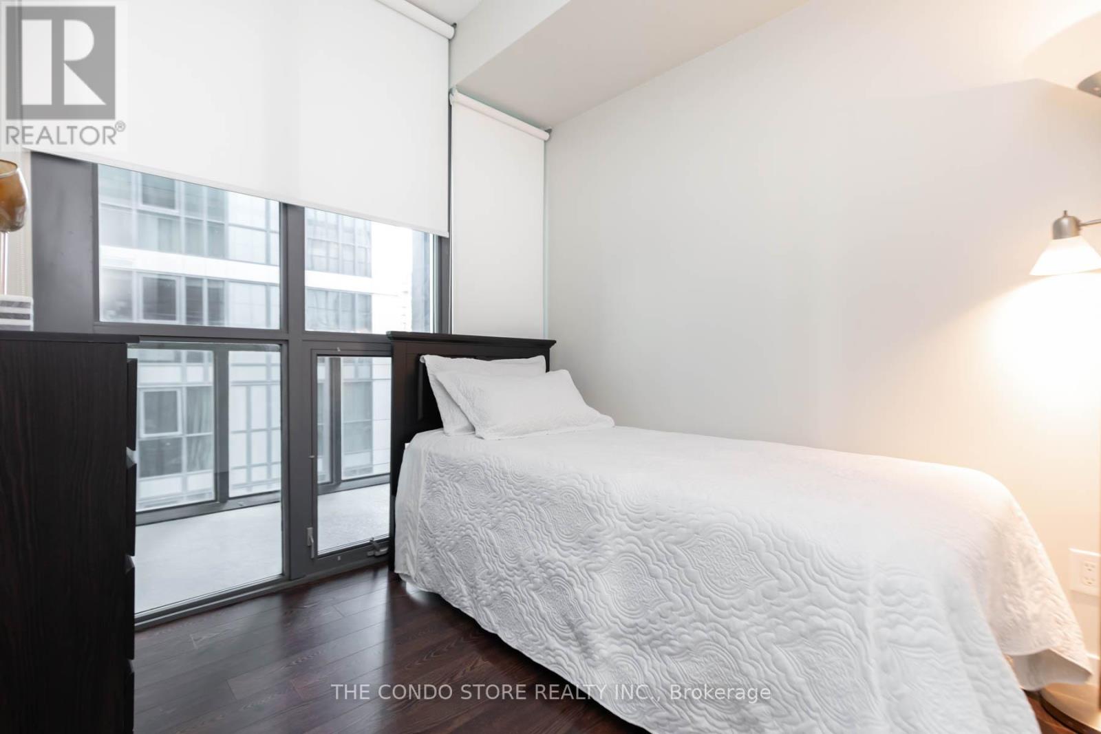 1907 - 110 Charles Street E, Toronto, Ontario  M4Y 1T5 - Photo 21 - C13495588