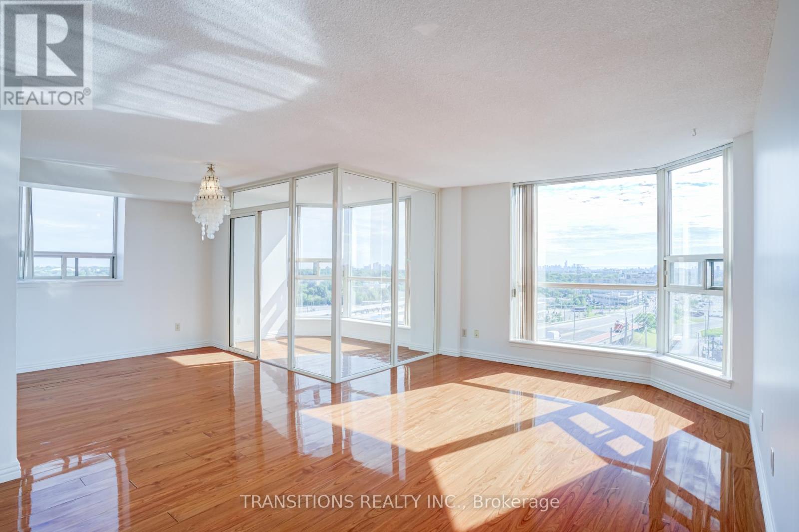 1016 - 2460 Eglinton Avenue E, Toronto, Ontario  M1K 5J7 - Photo 13 - E13495578