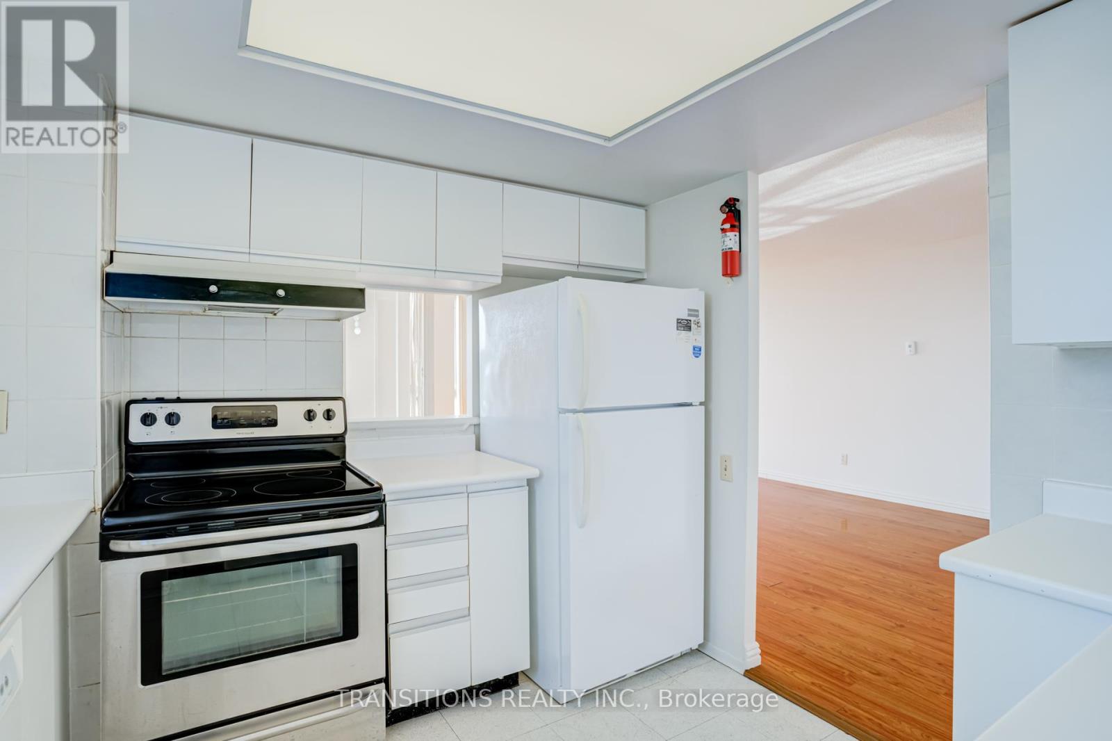 1016 - 2460 Eglinton Avenue E, Toronto, Ontario  M1K 5J7 - Photo 16 - E13495578