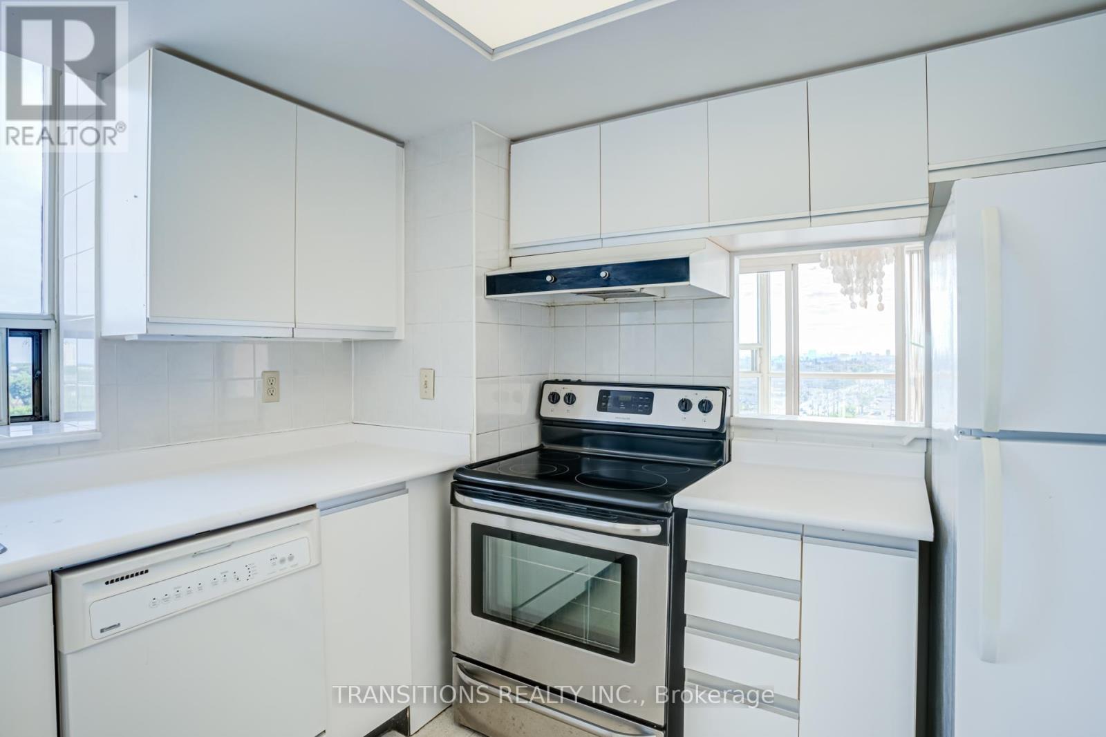1016 - 2460 Eglinton Avenue E, Toronto, Ontario  M1K 5J7 - Photo 17 - E13495578