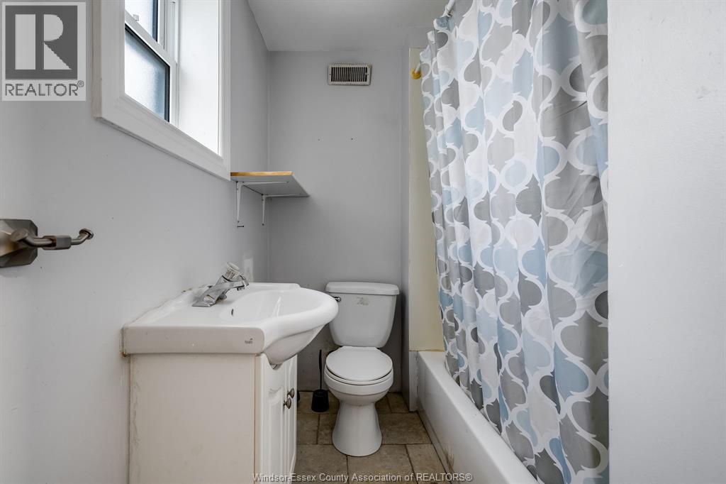 12213 Tecumseh Road East, Tecumseh, Ontario  N8N 1M3 - Photo 41 - 26015379
