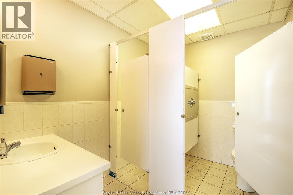 14 Talbot St N, Essex, Ontario  N8M 1A3 - Photo 8 - 26015289