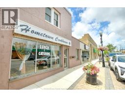 14 Talbot St N, Essex, Ontario