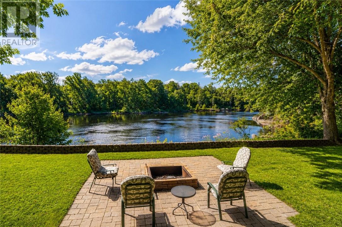 730 River Road, Massey, Ontario  P0P 1P0 - Photo 23 - 2128764