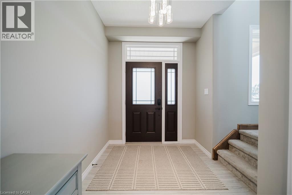 597 Sundew Drive, Waterloo, Ontario  N2V 0B9 - Photo 4 - 40843054