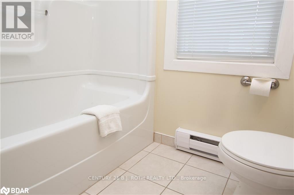 1 Berczy Street, Barrie, Ontario  L4M 3P5 - Photo 21 - S13495548