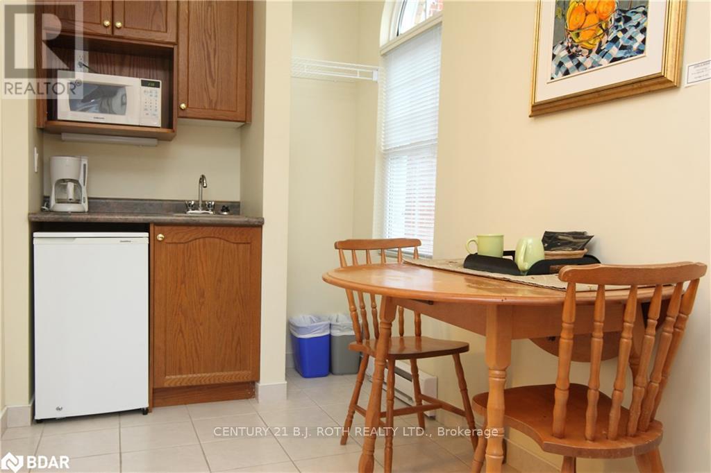 1 Berczy Street, Barrie, Ontario  L4M 3P5 - Photo 24 - S13495548