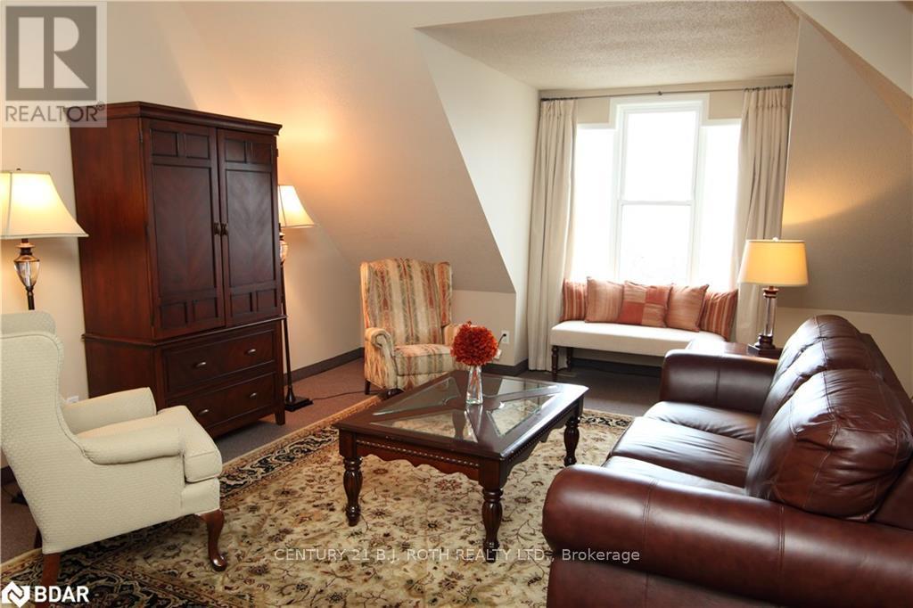 1 Berczy Street, Barrie, Ontario  L4M 3P5 - Photo 28 - S13495548