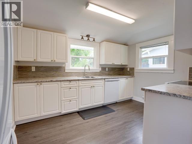 6577 King Ave, Powell River, British Columbia  V8A 4X9 - Photo 5 - 20025