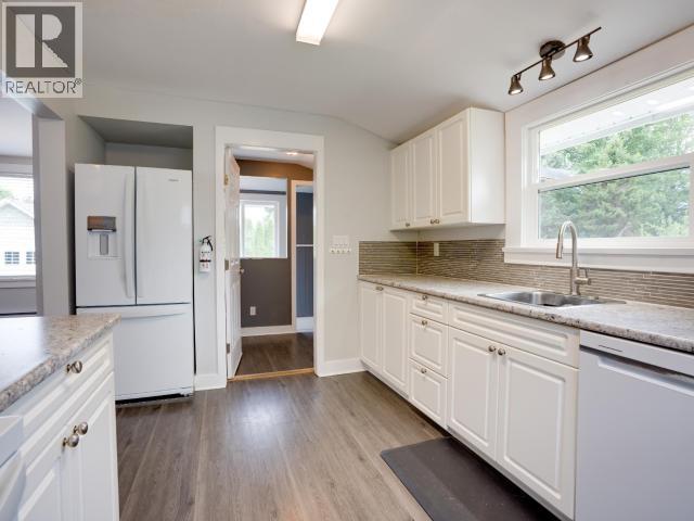 6577 King Ave, Powell River, British Columbia  V8A 4X9 - Photo 7 - 20025