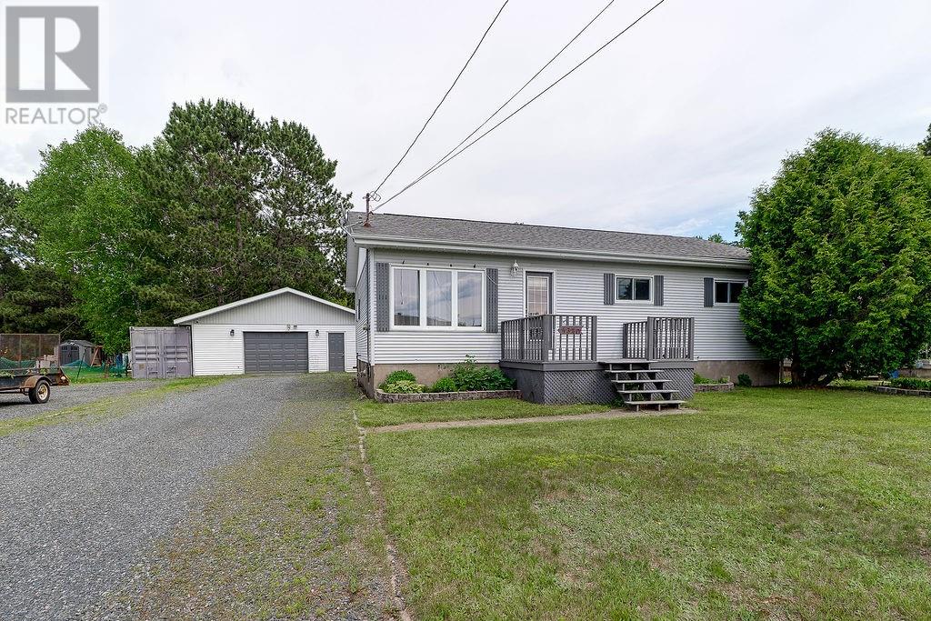 4340 Theresa Avenue, Hanmer, Ontario  P3P 1M4 - Photo 2 - 2128846