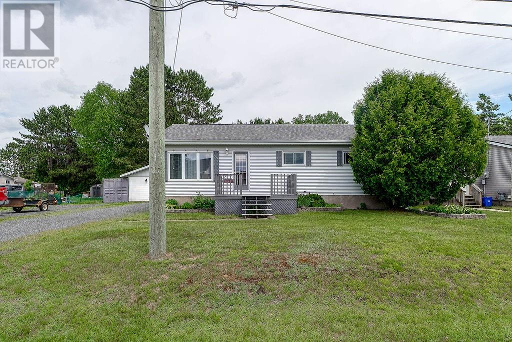 4340 Theresa Avenue, Hanmer, Ontario  P3P 1M4 - Photo 3 - 2128846