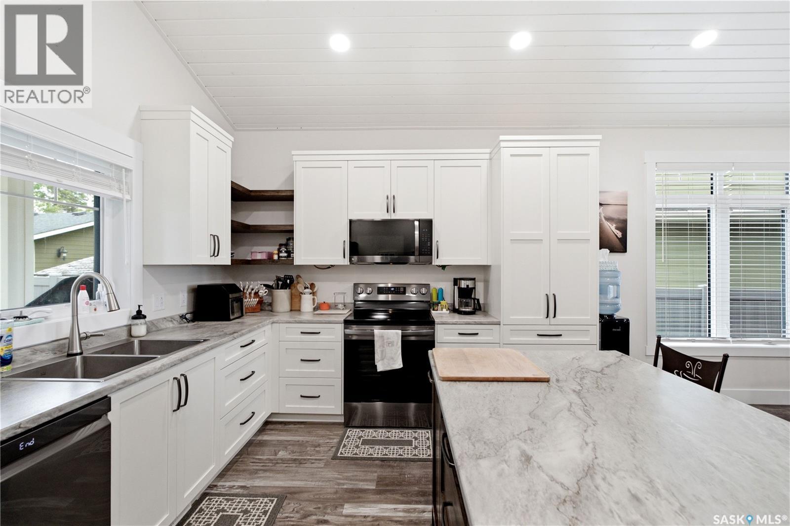 251 Lakeshore Drive, Emma Lake, Saskatchewan  S0J 0N0 - Photo 28 - SK040783