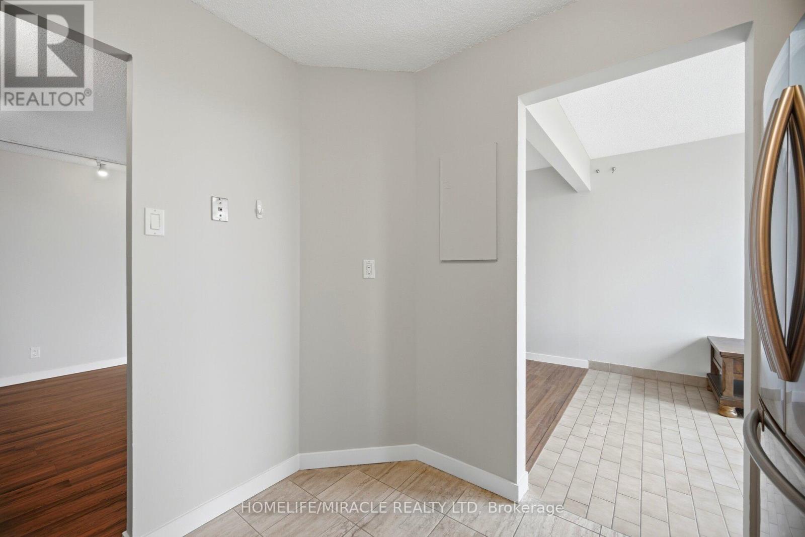 707 - 41 Markbrook Lane, Toronto, Ontario  M9V 5E6 - Photo 17 - W13495482