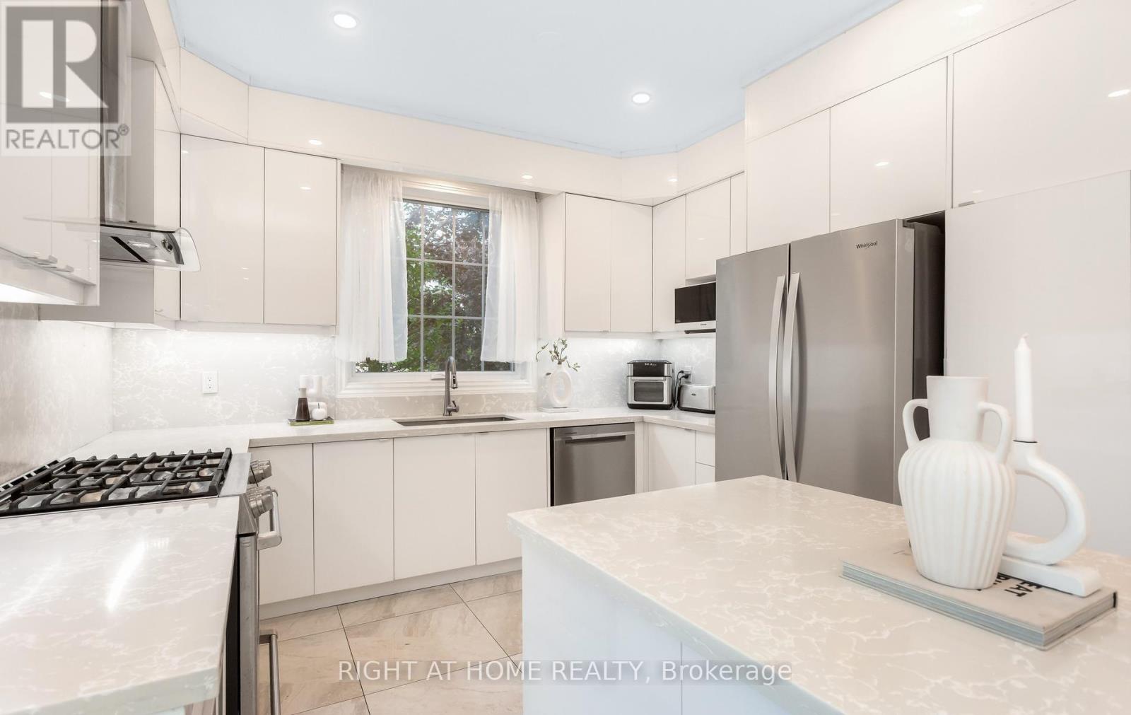 3081 Baron Drive, Mississauga, Ontario  L5M 6W4 - Photo 17 - W13495524