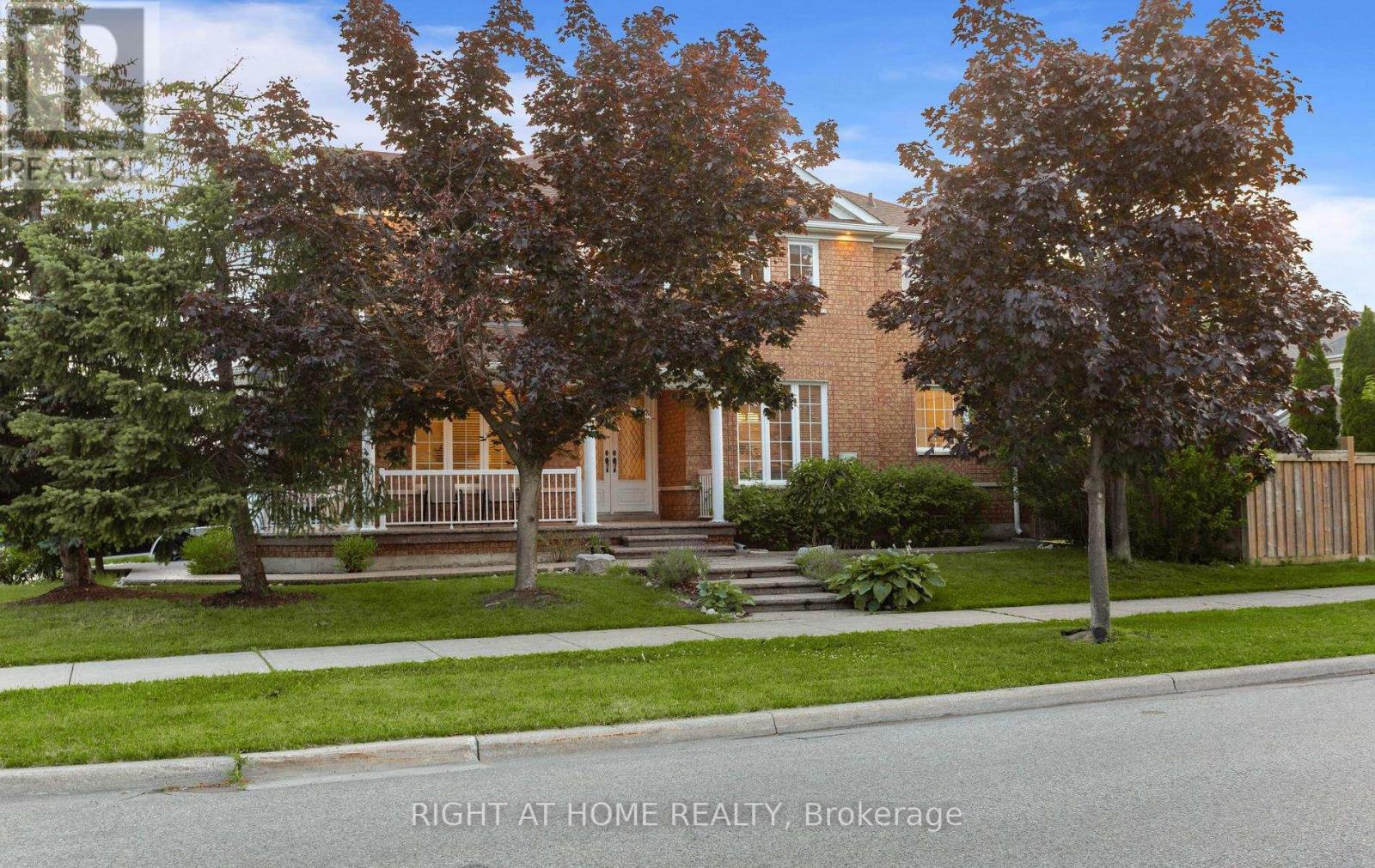 3081 Baron Drive, Mississauga, Ontario  L5M 6W4 - Photo 2 - W13495524