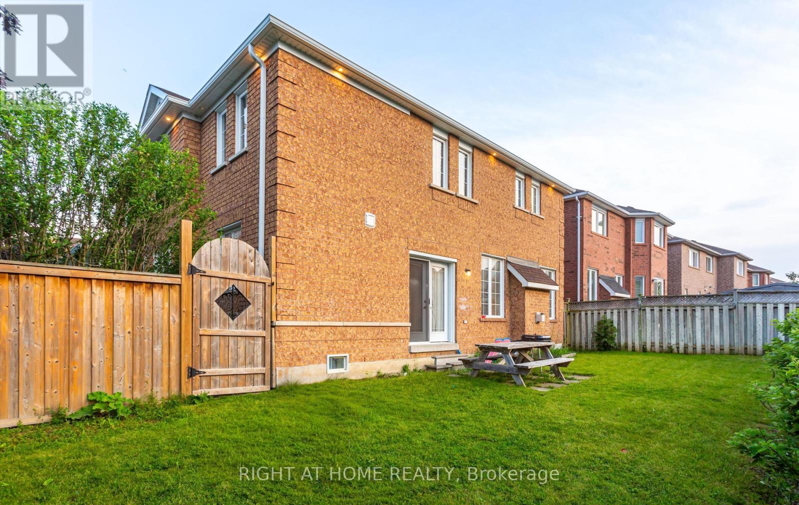 3081 Baron Drive, Mississauga, Ontario  L5M 6W4 - Photo 37 - W13495524