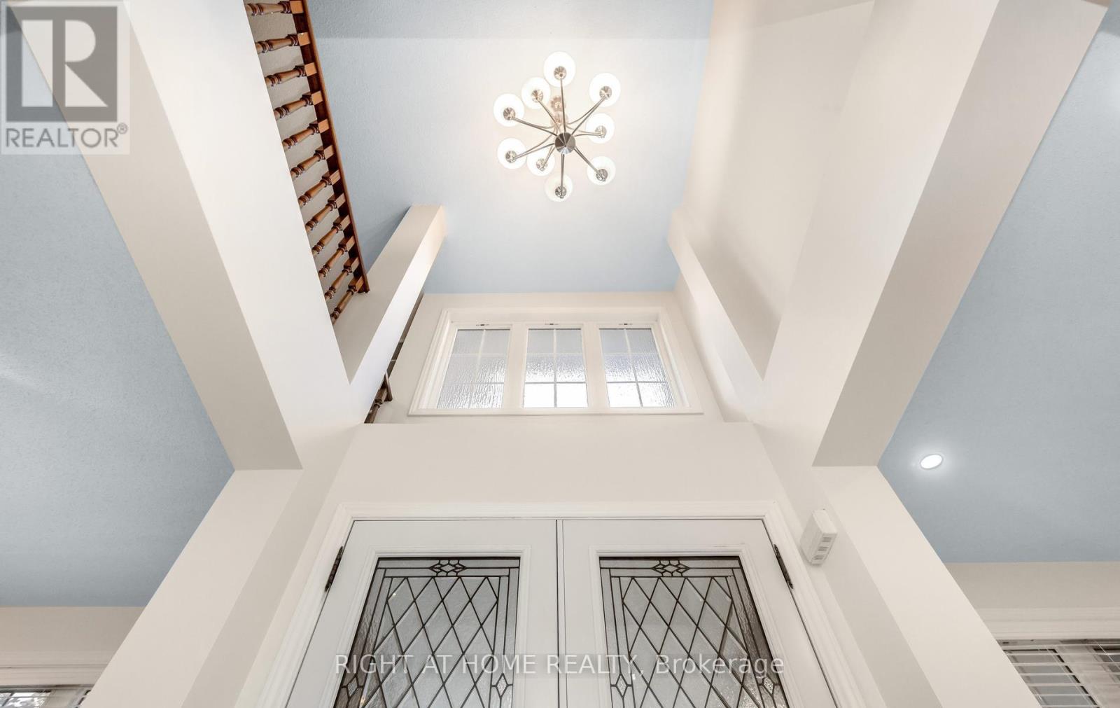 3081 Baron Drive, Mississauga, Ontario  L5M 6W4 - Photo 6 - W13495524