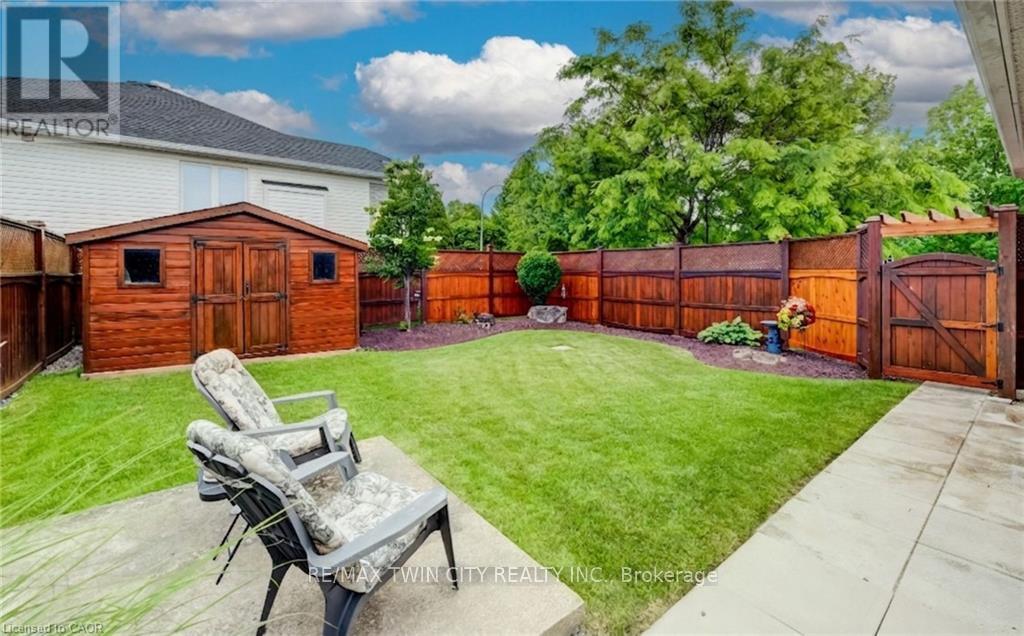 27 Chandos Drive, Kitchener, Ontario  N2A 3C2 - Photo 42 - X13495498