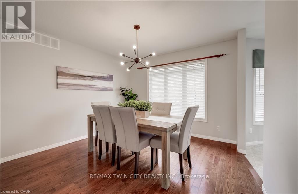 27 Chandos Drive, Kitchener, Ontario  N2A 3C2 - Photo 6 - X13495498