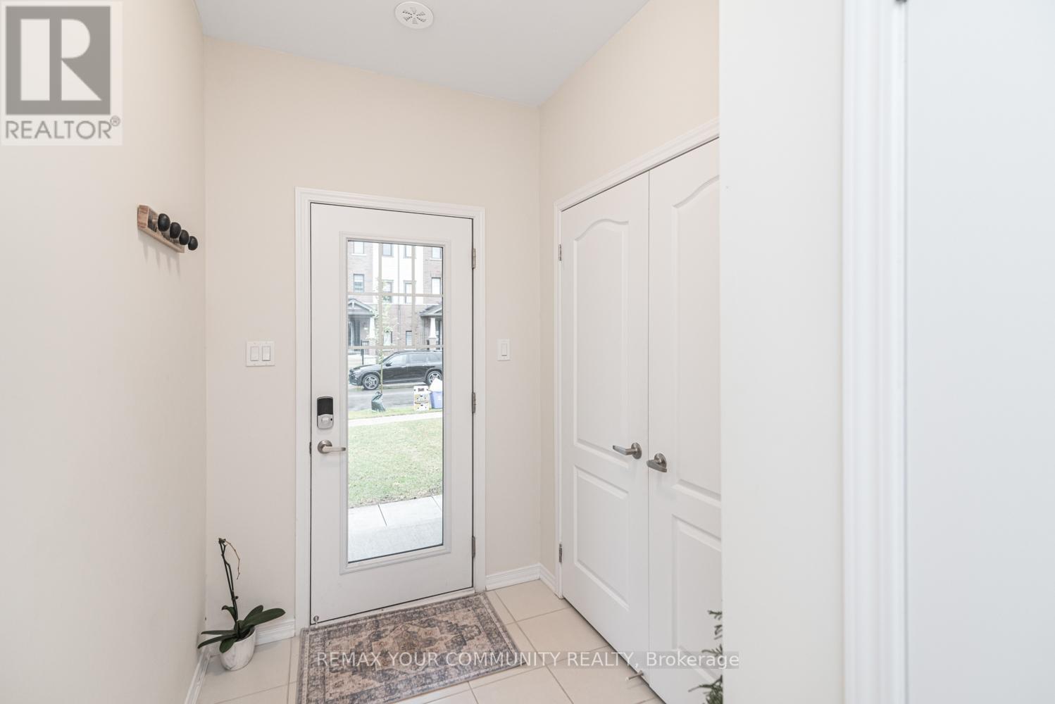 38 Utter Place, Hamilton, Ontario  L8J 0K7 - Photo 5 - X13495570