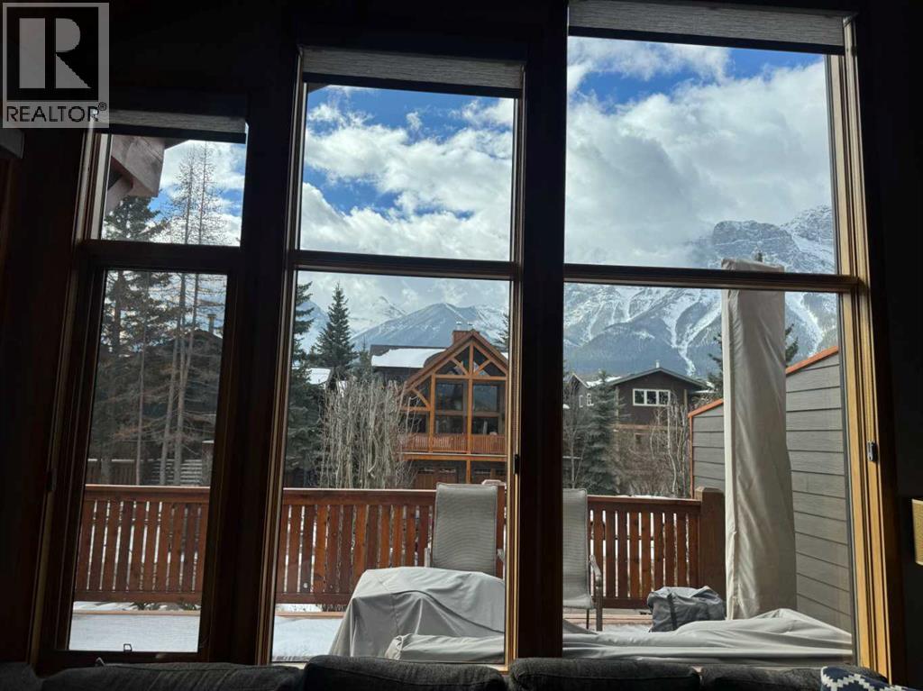 634 4 Street, Canmore, Alberta  T1W 2H3 - Photo 3 - A2324780