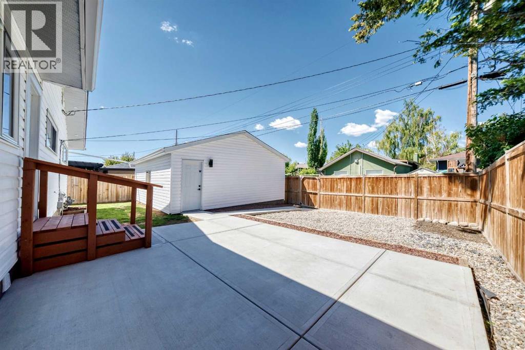 9439 Academy Drive Se, Calgary, Alberta  T2J 1A6 - Photo 47 - A2323721