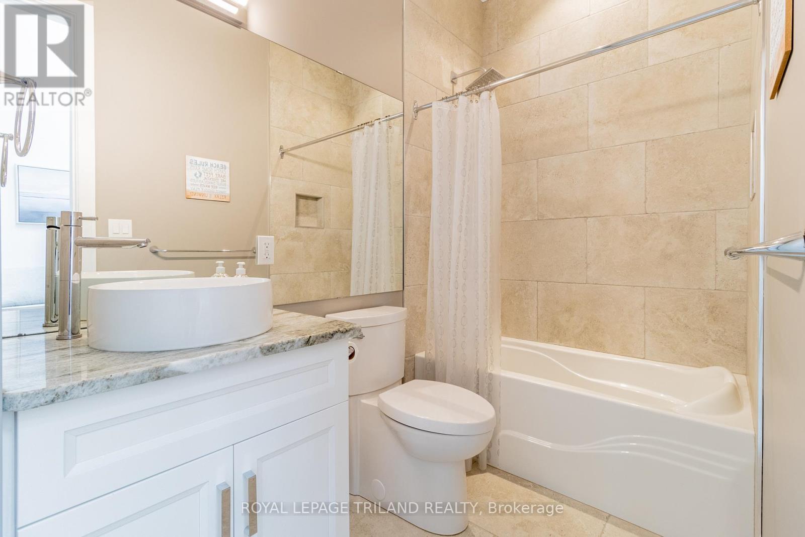 10099 Jennison Crescent, Lambton Shores, Ontario  N0M 1T0 - Photo 29 - X13495702