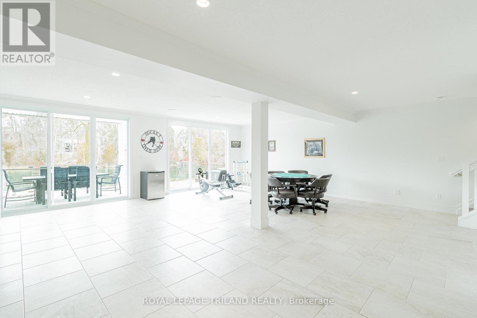 10099 Jennison Crescent, Lambton Shores, Ontario  N0M 1T0 - Photo 37 - X13495702