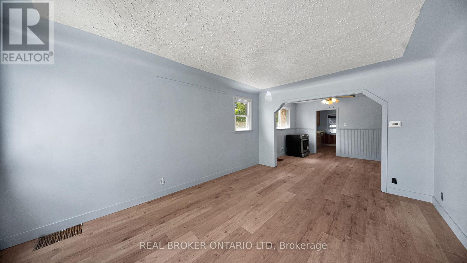 1624 Leonard Street, London East, Ontario  N5W 3G6 - Photo 12 - X13495744