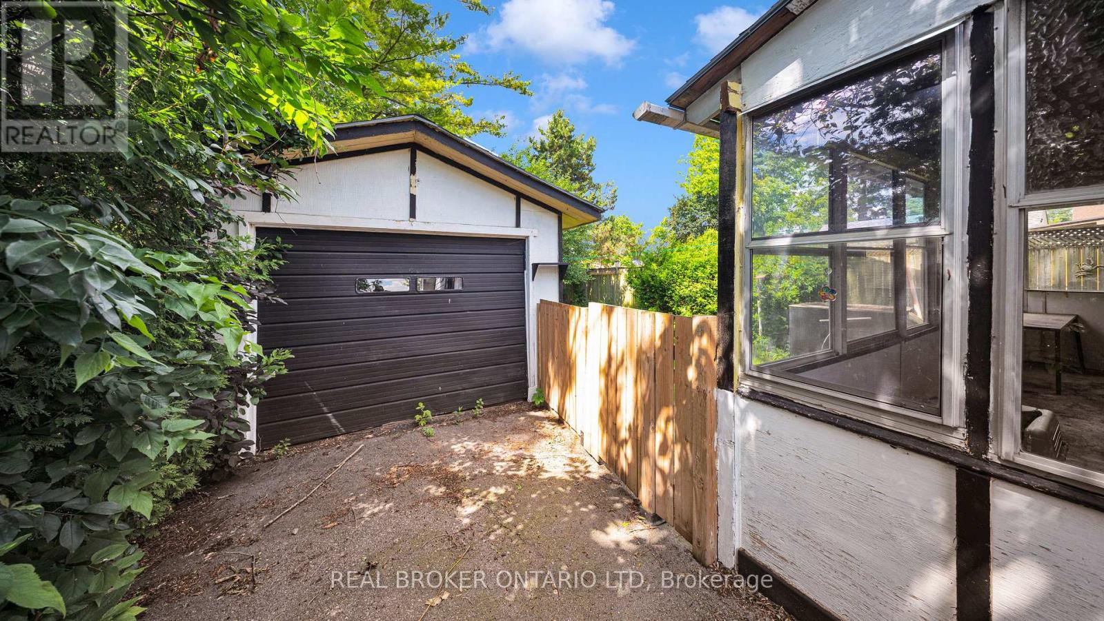 1624 Leonard Street, London East, Ontario  N5W 3G6 - Photo 26 - X13495744