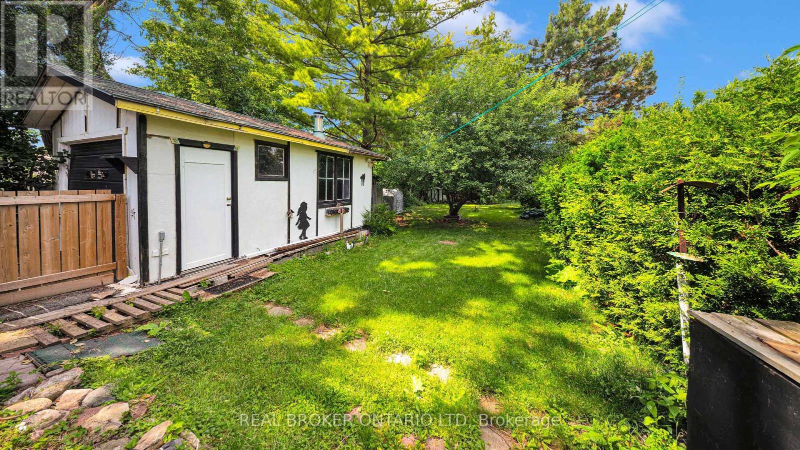 1624 Leonard Street, London East, Ontario  N5W 3G6 - Photo 27 - X13495744
