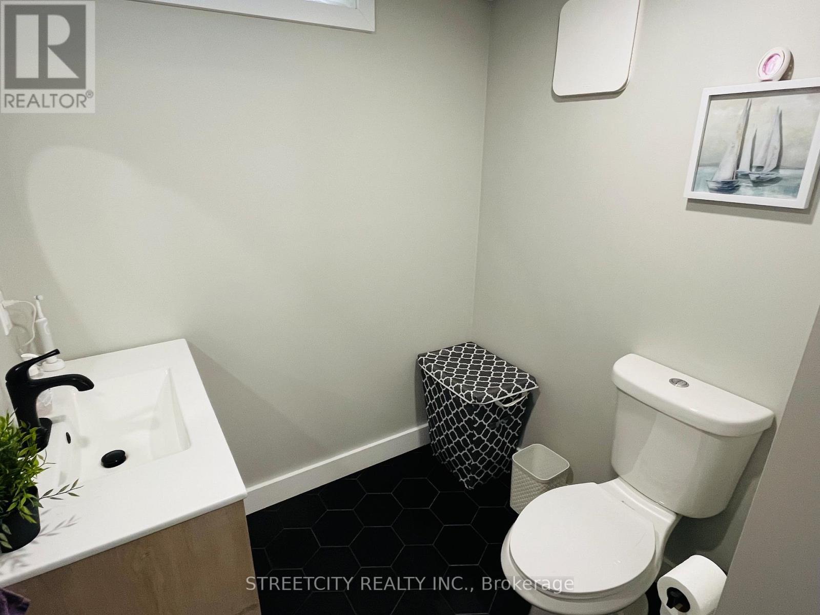 268 Bernard Street, Woodstock, Ontario  N4S 2V2 - Photo 30 - X13495518