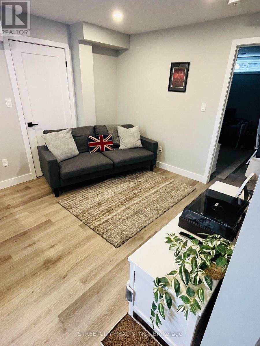 268 Bernard Street, Woodstock, Ontario  N4S 2V2 - Photo 15 - X13495518