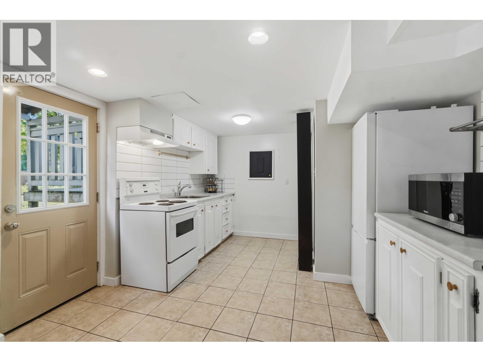 3676 Inverness Street, Port Coquitlam, British Columbia  V3B 3B4 - Photo 19 - R3140194