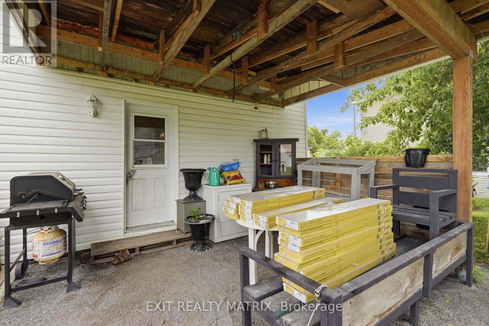 1228 Labrosse Street, East Hawkesbury, Ontario  K0B 1P0 - Photo 30 - X13495800