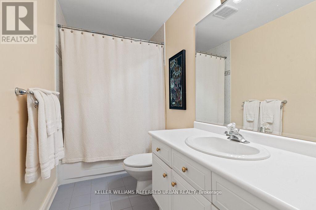 194 Sherwood Place, Newmarket, Ontario  L3Y 8E5 - Photo 30 - N13495698