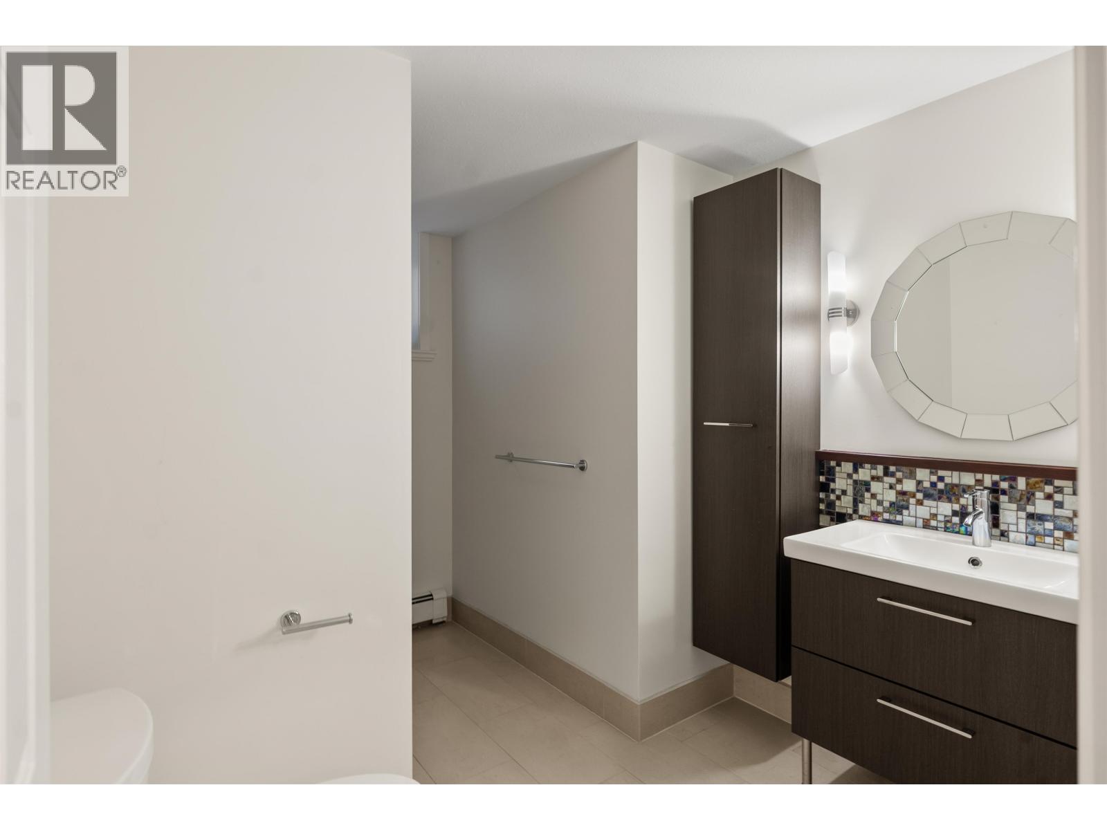 2385 W 49th Avenue, Vancouver, British Columbia  V6M 2V2 - Photo 29 - R3140357