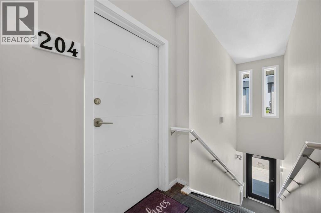 204, 330 Redstone  NE, Calgary, Alberta  T3N 1M5 - Photo 6 - A2324611