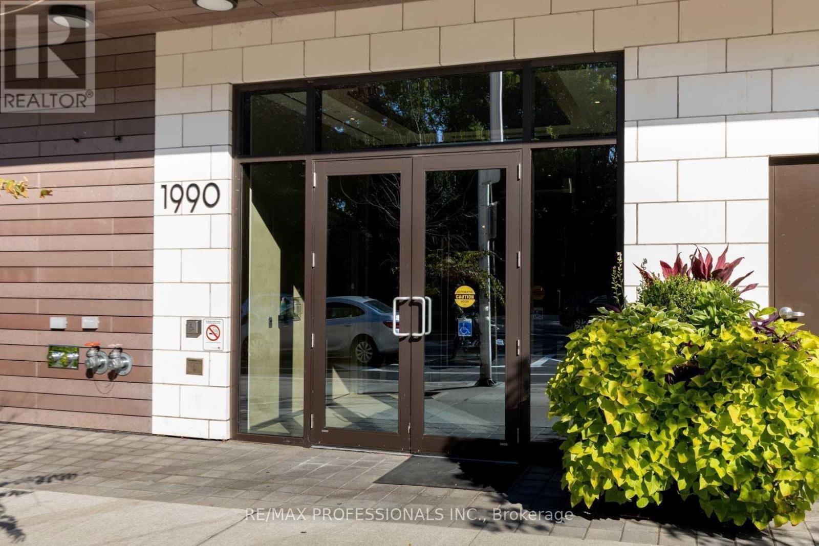 614 - 1990 Bloor Street W, Toronto, Ontario  M6P 3L1 - Photo 2 - W13495792