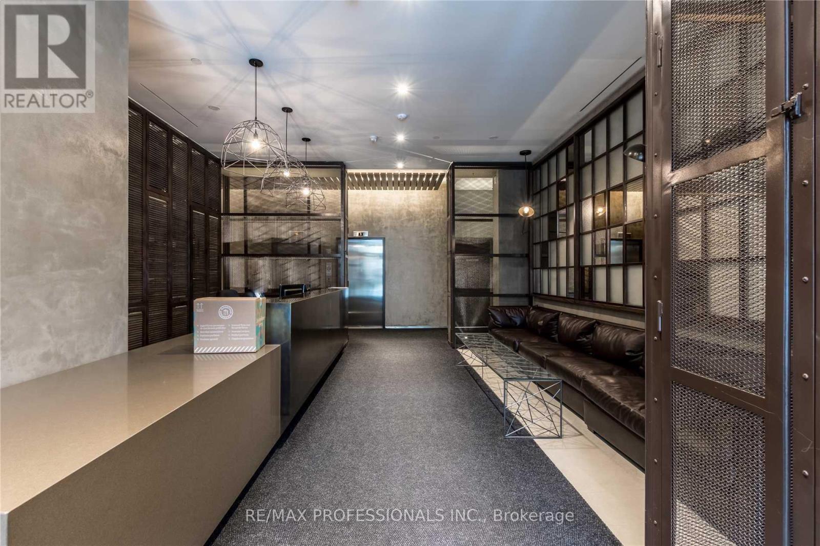 614 - 1990 Bloor Street W, Toronto, Ontario  M6P 3L1 - Photo 3 - W13495792